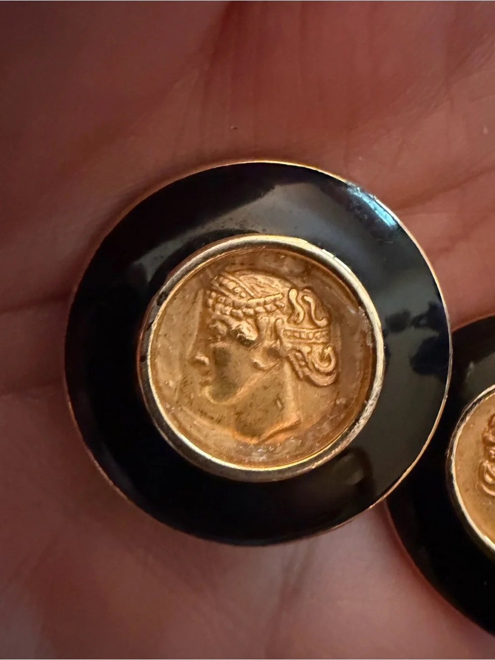 Monet vintage clip